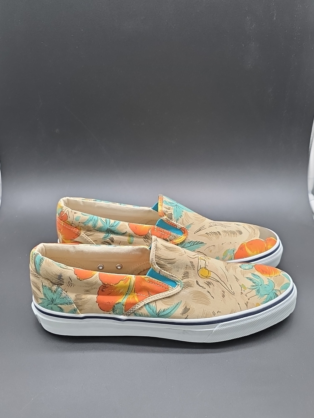 NWT Sperry Mens Slip-On Sneakers in Beige, Orange and Teal Floral SZ10